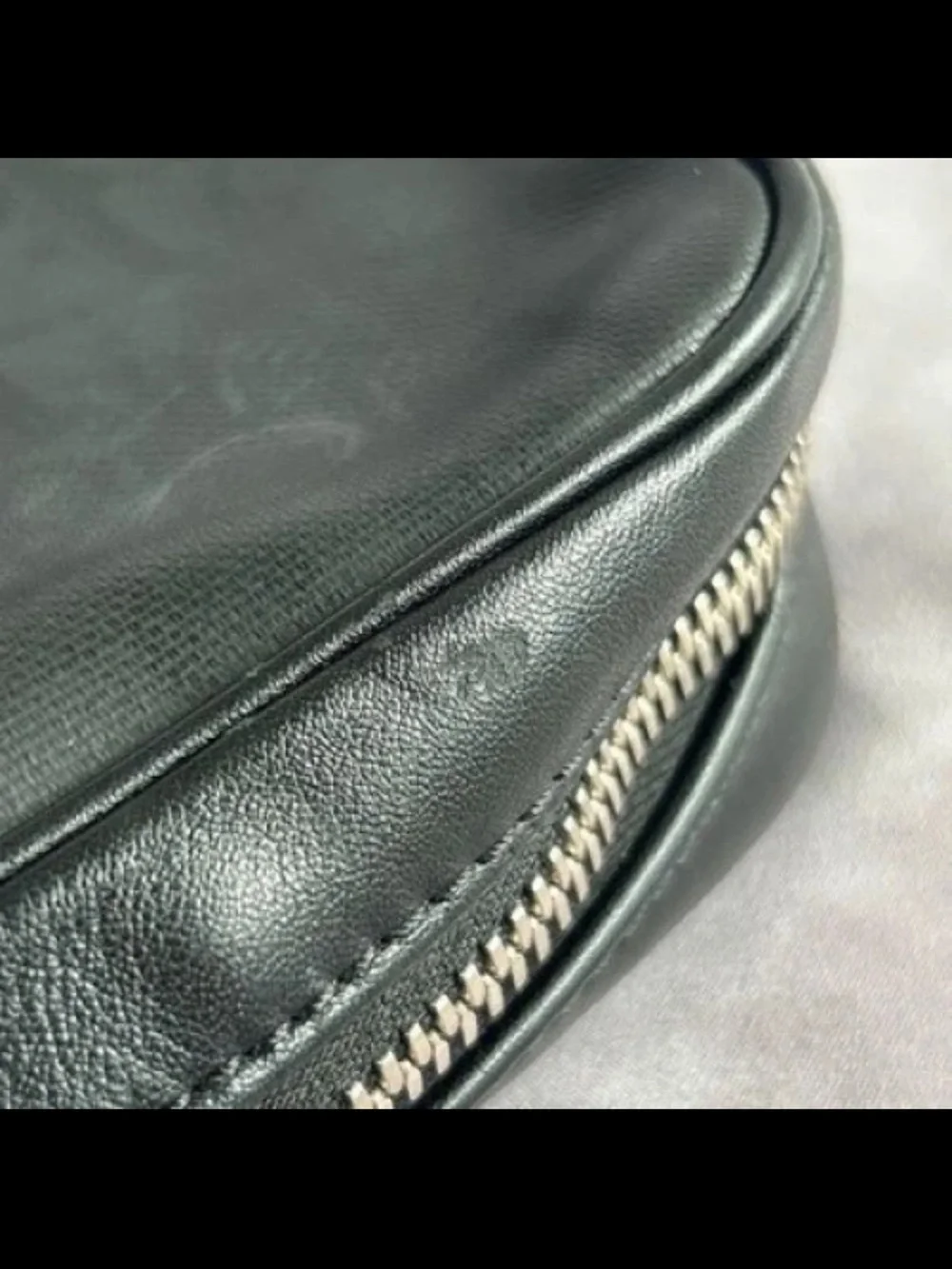Dior Men’s Dark Green Messenger Crossbody Bag